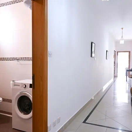 Apartament Camenzulli *